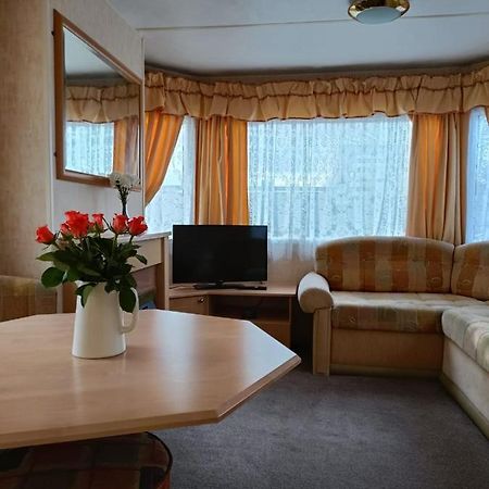 兰盖夫尼Rhosfeillion Static Caravan公寓 外观 照片